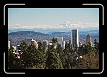 pdxSkyline * 2400 x 1600 * (4.49MB)